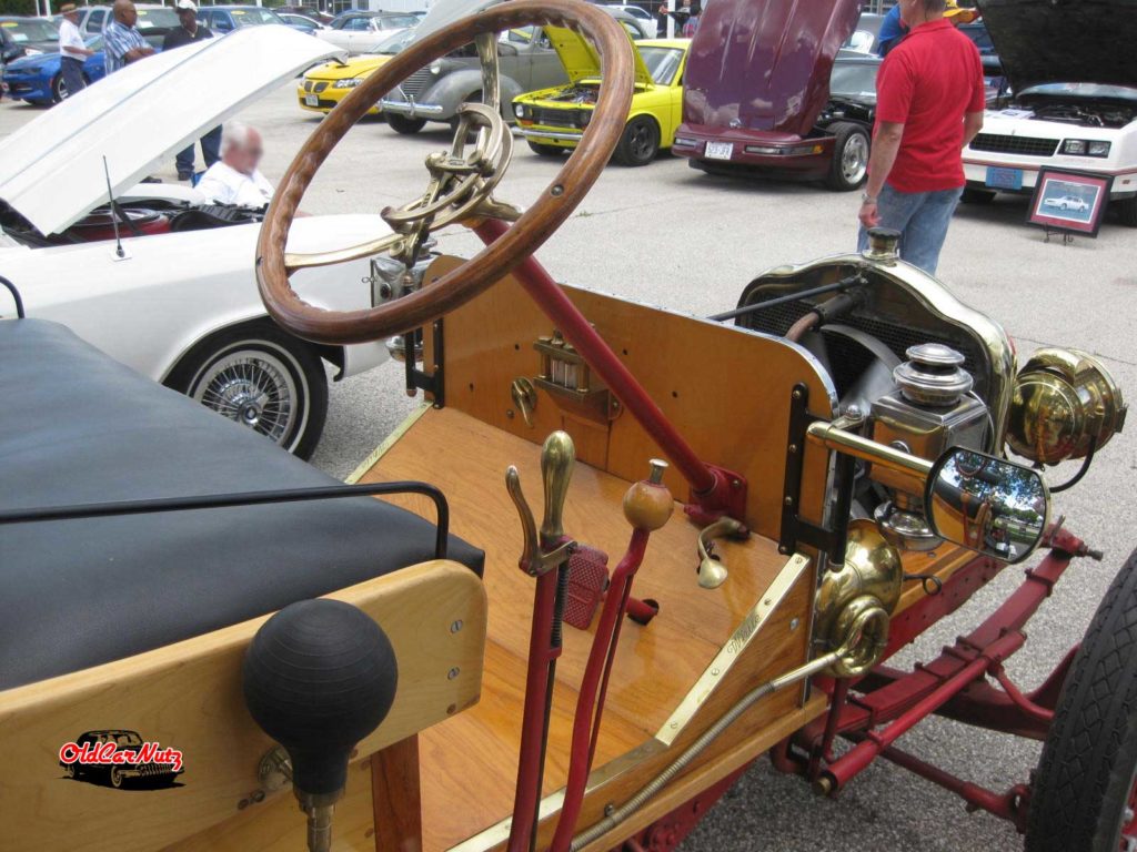 1910 White 3/4 Ton Truck