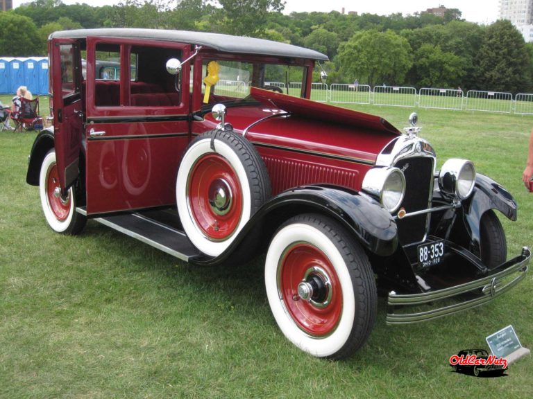 1928 Hupmobile Model E-4 Series Sedan