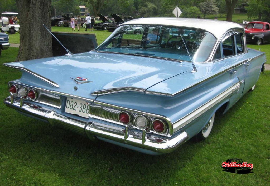 Tailfins - Fantastic Fins of the '50s and '60s - OldCarNutz.com