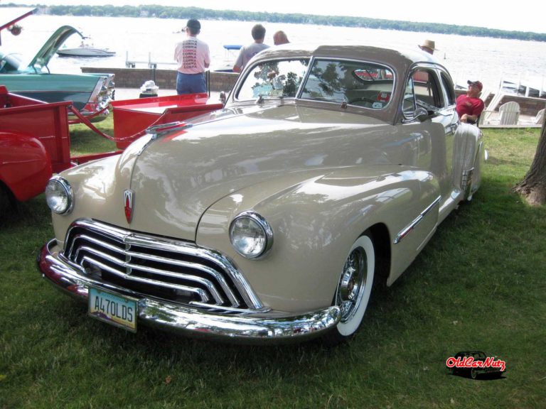 1947 Oldsmobile Dynamic 78 Club Coupe