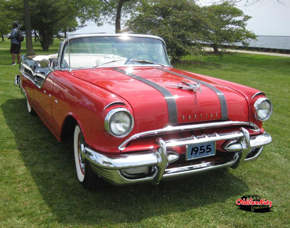 1955 Pontiac Star Chief