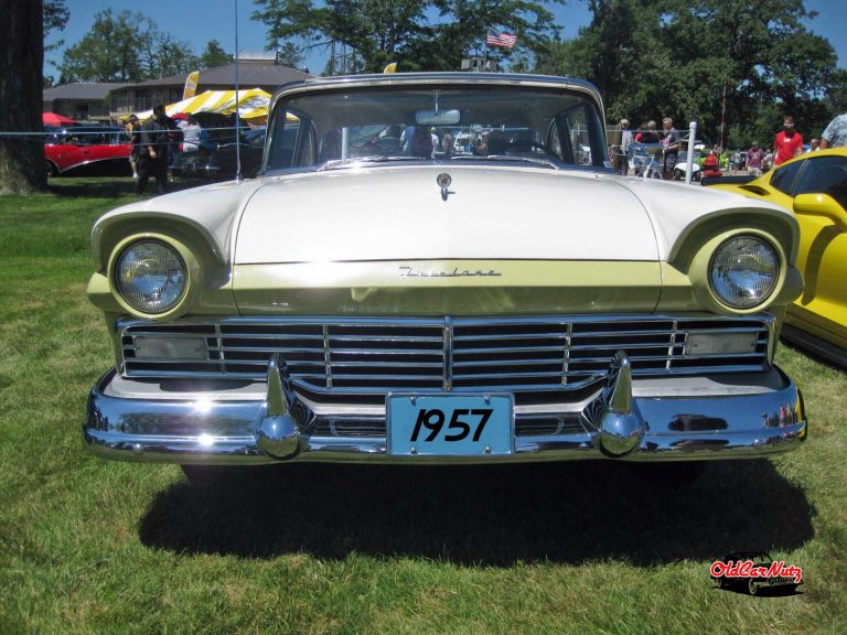 1957 Ford Fairlane 500