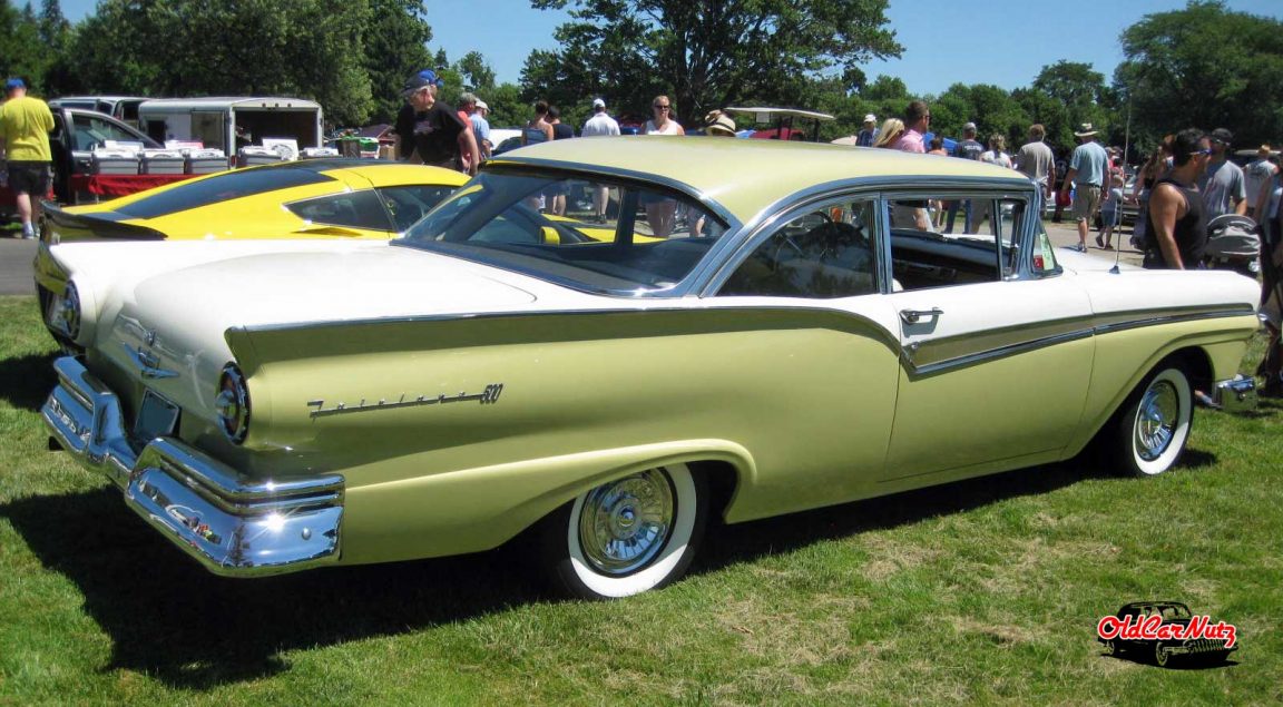 1957 Ford Fairlane 500 - OldCarNutz.com