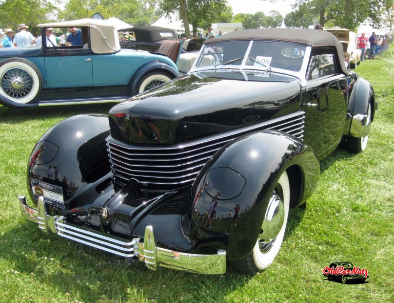 1936 Cord 810 Cabriolet