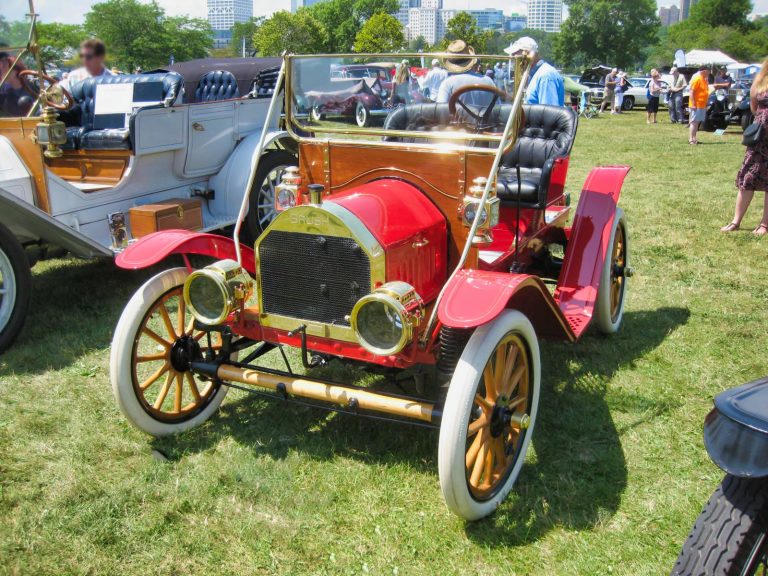 1909 Brush Runabout - A Simple Car, Built Well - OldCarNutz.com